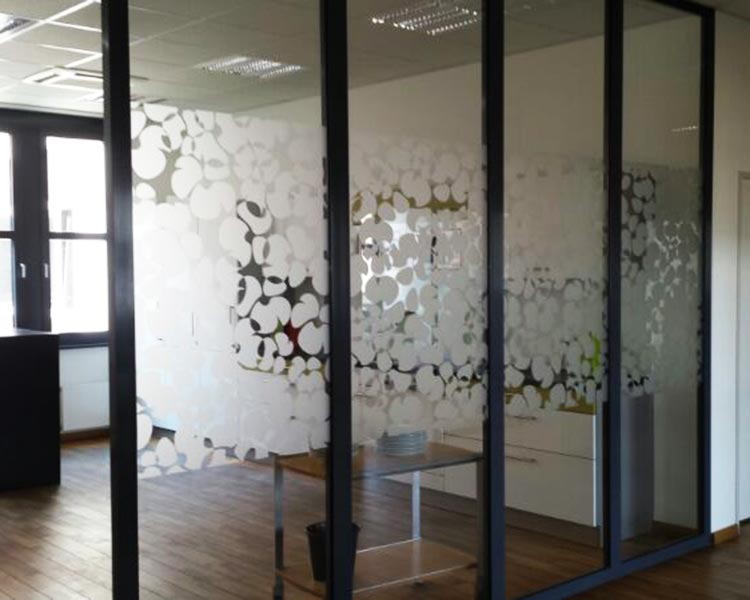 Schaufensterbeschriftung Glasdekorfolie